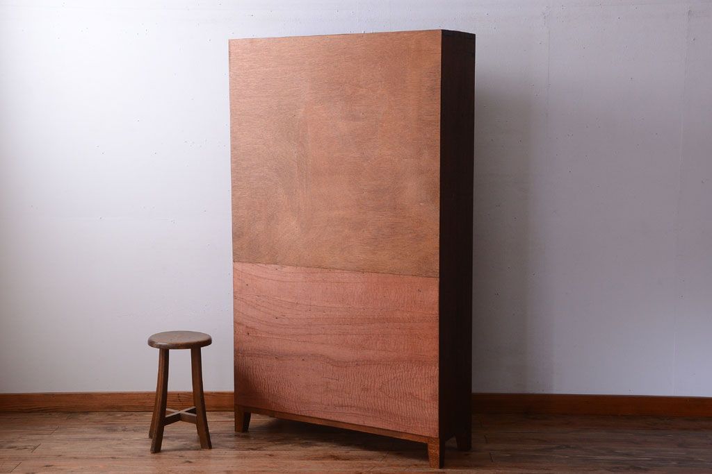 アンティーク家具　和製アンティーク　脚付き!古い木の縦型マス目棚(収納棚、飾り棚)