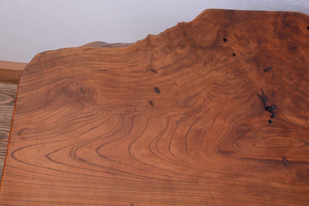 中古　民芸家具　欅材の小ぶりなテーブル