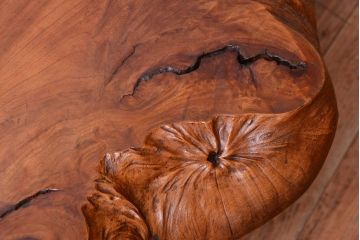 中古　民芸家具　欅材の小ぶりなテーブル