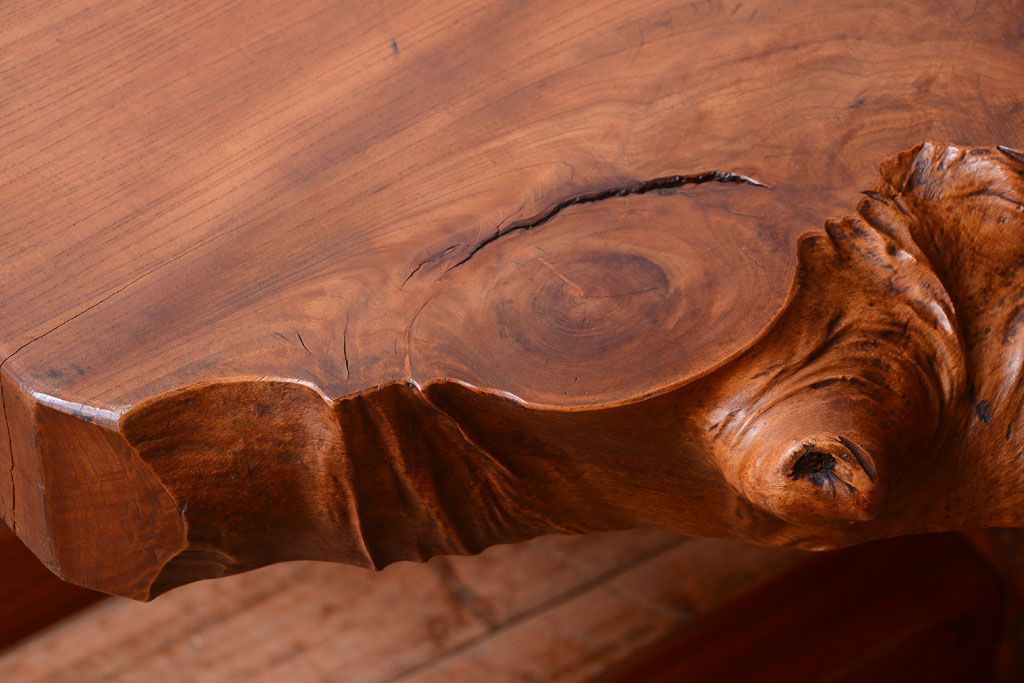 中古　民芸家具　欅材の小ぶりなテーブル