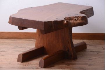 中古　民芸家具　欅材の小ぶりなテーブル