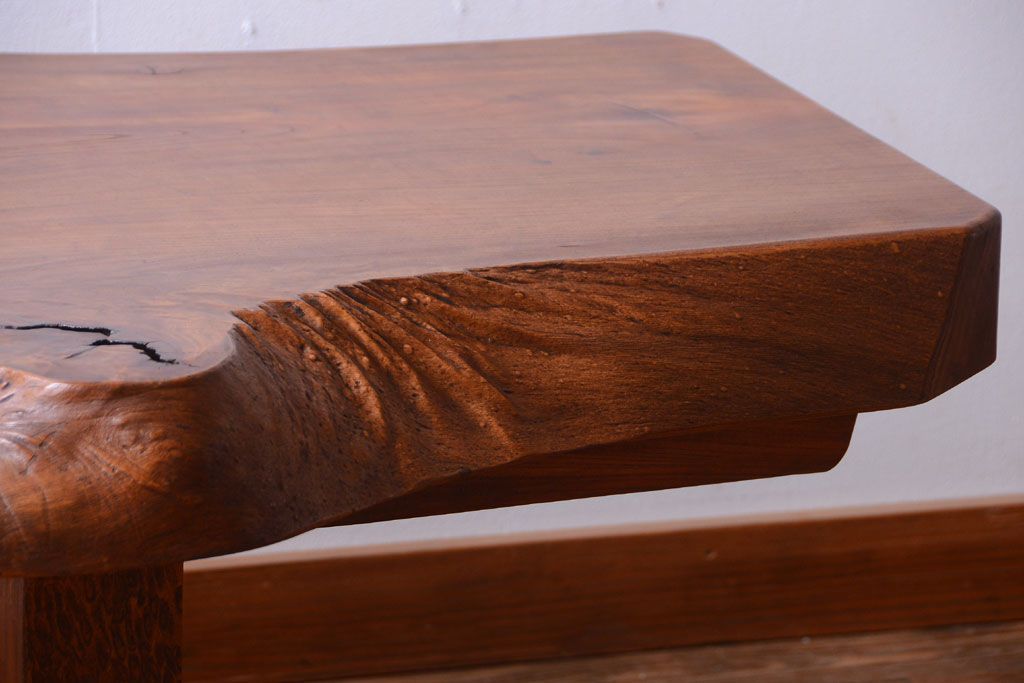 中古　民芸家具　欅材の小ぶりなテーブル