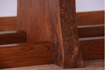 中古　民芸家具　欅材の小ぶりなテーブル