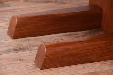 中古　民芸家具　欅材の小ぶりなテーブル