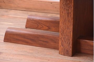 中古　民芸家具　欅材の小ぶりなテーブル