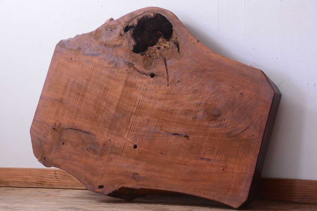 中古　民芸家具　欅材の小ぶりなテーブル