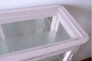 アンティーク家具　アンティーク　内部背面鏡!かわいいペイントキャビネット