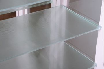 アンティーク家具　アンティーク　内部背面鏡!かわいいペイントキャビネット