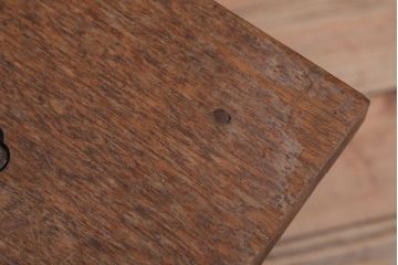レトロ家具　アンティーク　古い木製のレトロで小ぶりなベンチ(1)