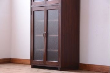 レトロ家具　昭和レトロ　レトロガラス入り!縦型アンティーク収納棚
