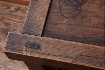 アンティーク家具　古民具・骨董　江戸元禄　極上品!欅材製車付き帳場箪笥(車箪笥)