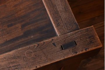 アンティーク家具　古民具・骨董　江戸元禄　極上品!欅材製車付き帳場箪笥(車箪笥)