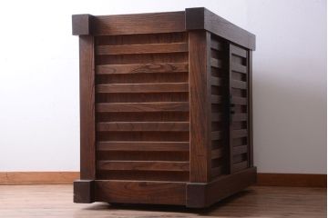 アンティーク家具　古民具・骨董　江戸元禄　極上品!欅材製車付き帳場箪笥(車箪笥)