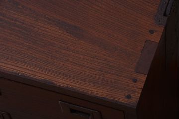 アンティーク家具　古民具・骨董　隠し付き!モダンな欅材のアンティーク帳場箪笥