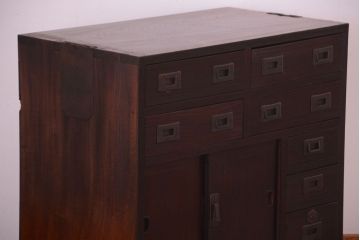 アンティーク家具　古民具・骨董　隠し付き!モダンな欅材のアンティーク帳場箪笥