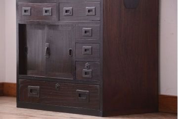 アンティーク家具　古民具・骨董　隠し付き!モダンな欅材のアンティーク帳場箪笥