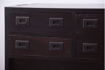 アンティーク家具　古民具・骨董　隠し付き!モダンな欅材のアンティーク帳場箪笥