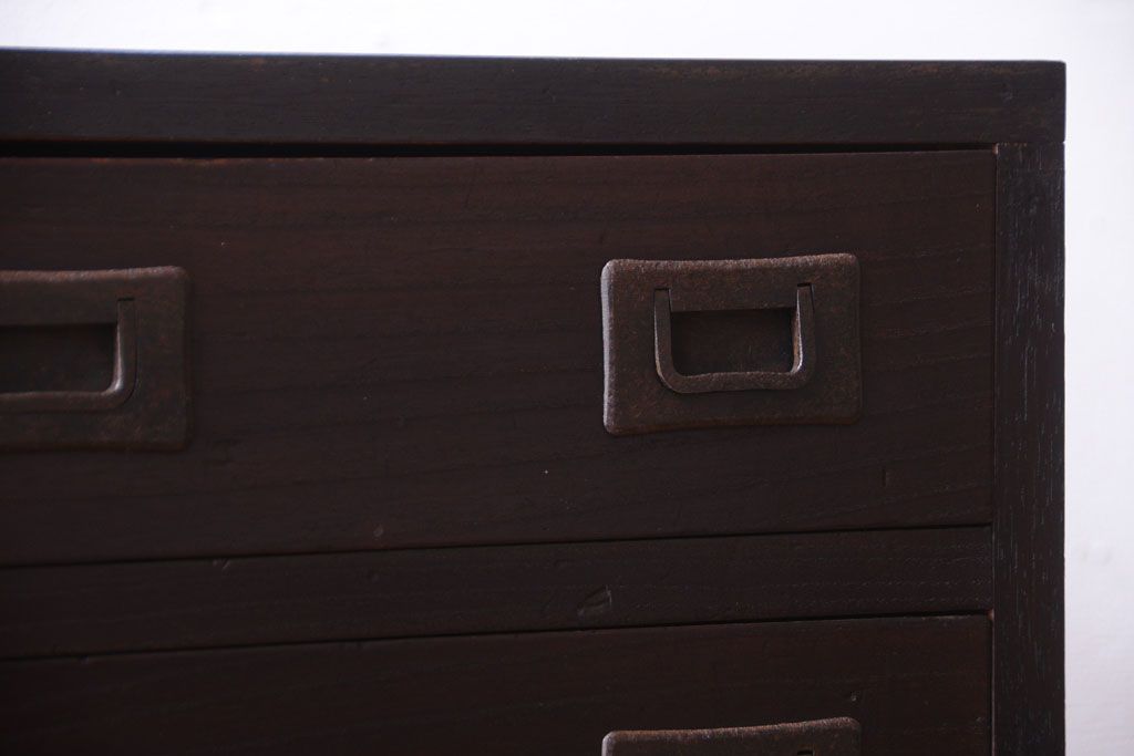 アンティーク家具　古民具・骨董　隠し付き!モダンな欅材のアンティーク帳場箪笥