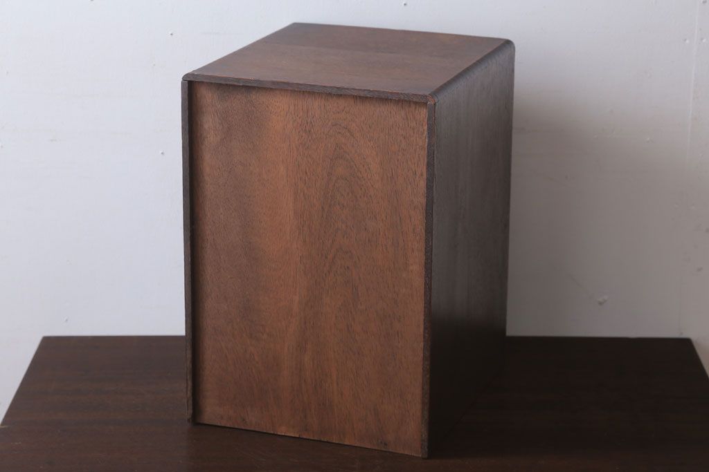 アンティーク家具　和製アンティーク　古いナラ材のシンプルな小引き出し