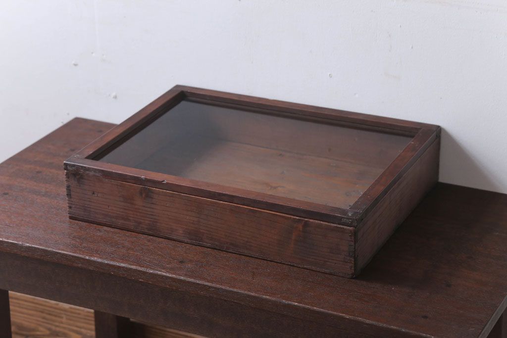 アンティーク雑貨　アンティーク　古い木のコレクションボックス(1)