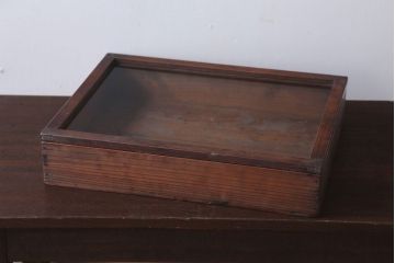 アンティーク雑貨　アンティーク　古い木のコレクションボックス(1)