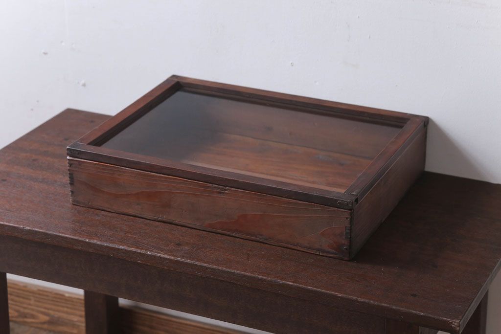 アンティーク雑貨　アンティーク　古い木のコレクションボックス(2)