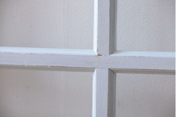 アンティーク　クリアガラス入りの背が高いおしゃれなペイント引き戸2枚セット(1)