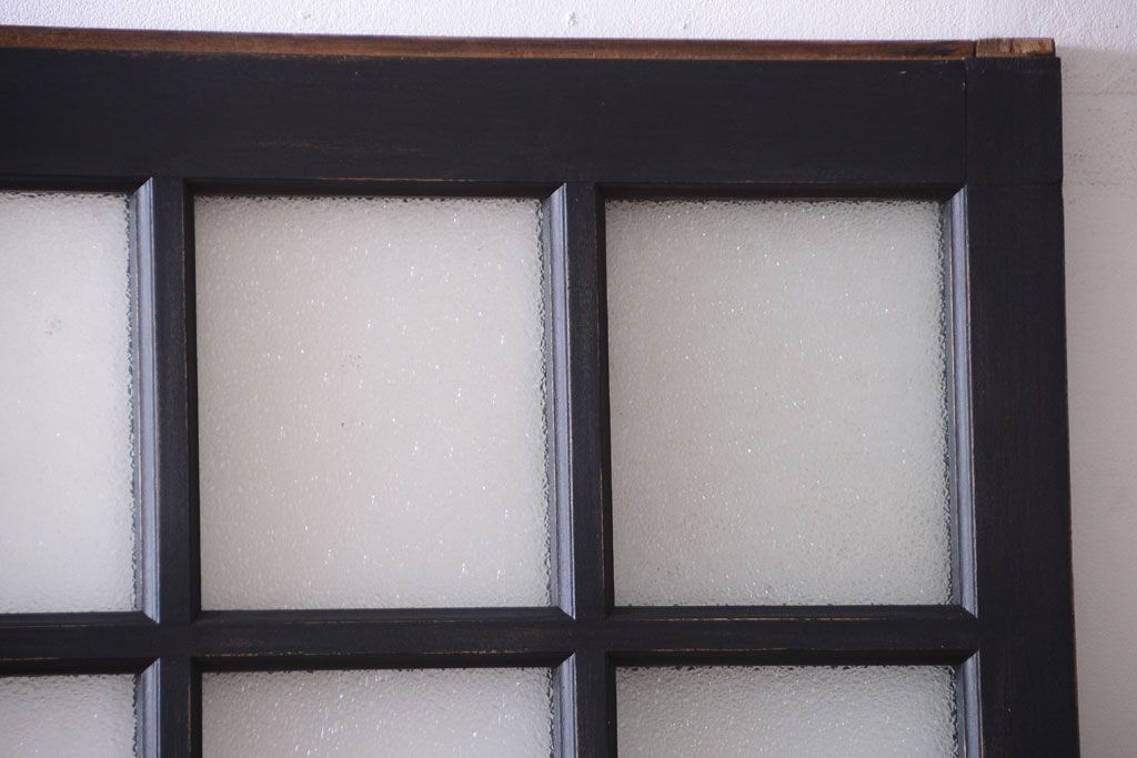 和製アンティーク　ダイヤガラス入りの背が高いモダンなペイント引き戸2枚セット(1)