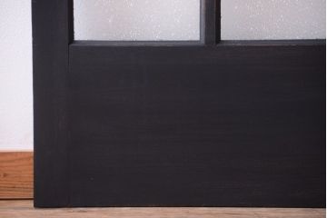 和製アンティーク　ダイヤガラス入りの背が高いモダンなペイント引き戸2枚セット(1)
