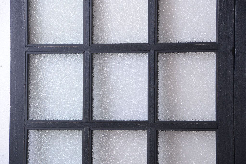 和製アンティーク　ダイヤガラス入りの背が高いモダンなペイント引き戸2枚セット(1)