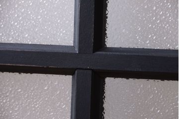 和製アンティーク　ダイヤガラス入りの背が高いモダンなペイント引き戸2枚セット(2)