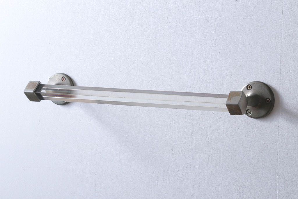 アンティーク雑貨　和製アンティーク　レトロモダンなガラスポールタオル掛け