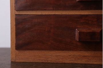 アンティーク家具　和製アンティーク　前面欅材!上質な小引き出し