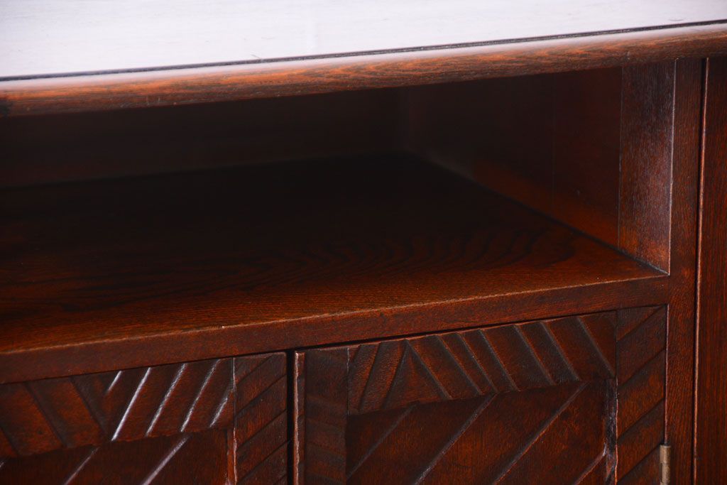 アンティーク家具　和製アンティーク　ナラ材の上質な収納棚(キャビネット・下駄箱)