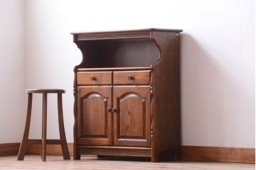 中古　カリモク家具　小ぶりなキャビネット(電話台)