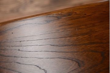 中古　カリモク家具　小ぶりなキャビネット(電話台)
