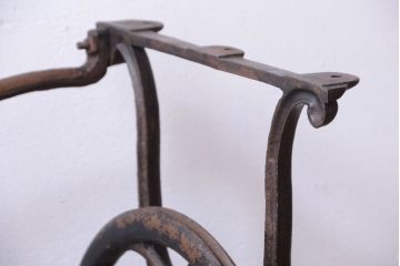 アンティーク家具　アンティーク　おしゃれなミシンの鉄脚(3)