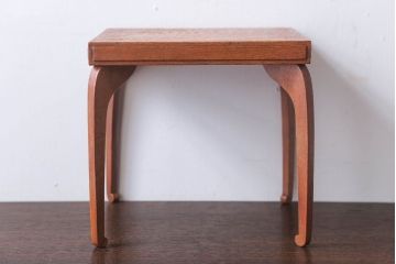 アンティーク雑貨　古民具・骨董　欅材の上品なアンティーク花台(1)