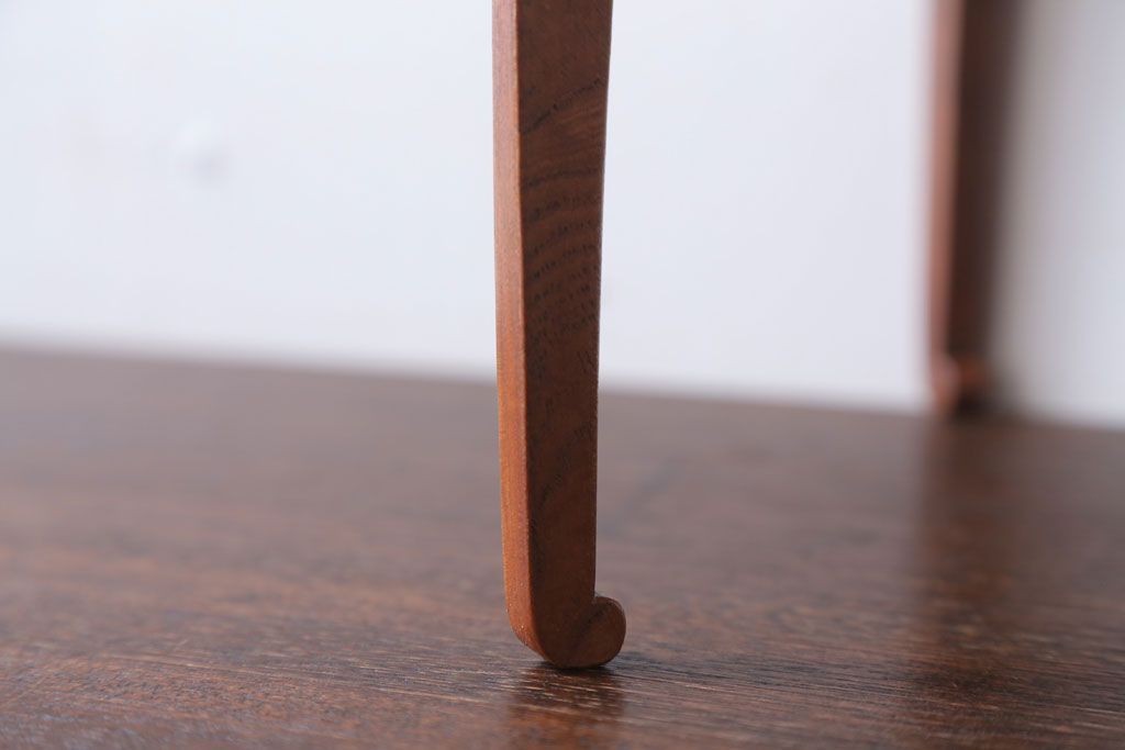 アンティーク雑貨　古民具・骨董　欅材の上品なアンティーク花台(1)