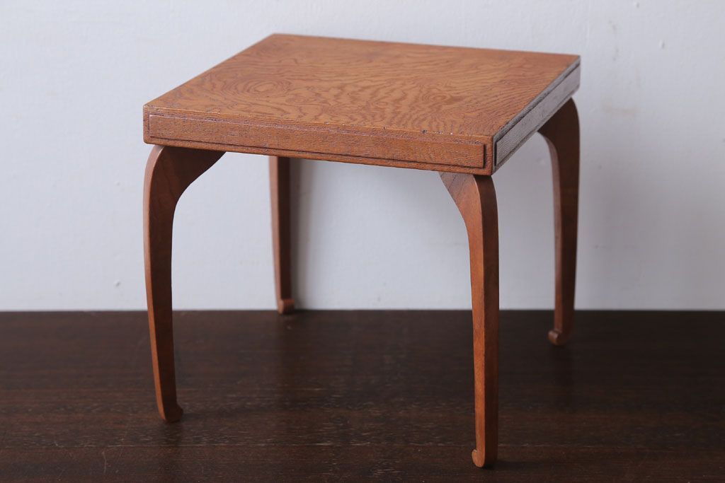 アンティーク雑貨　古民具・骨董　欅材の上品なアンティーク花台(1)