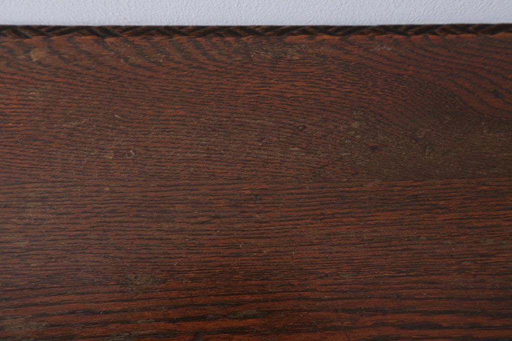 アンティーク家具　和製アンティーク　古いナラ材の上質でおしゃれなサイドテーブル