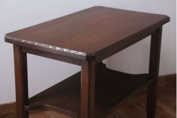 アンティーク家具　和製アンティーク　古いナラ材の上質でおしゃれなサイドテーブル