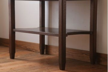 アンティーク家具　和製アンティーク　古いナラ材の上質でおしゃれなサイドテーブル