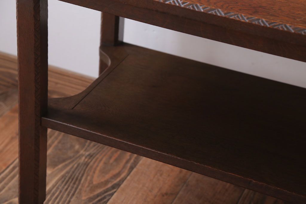 アンティーク家具　和製アンティーク　古いナラ材の上質でおしゃれなサイドテーブル