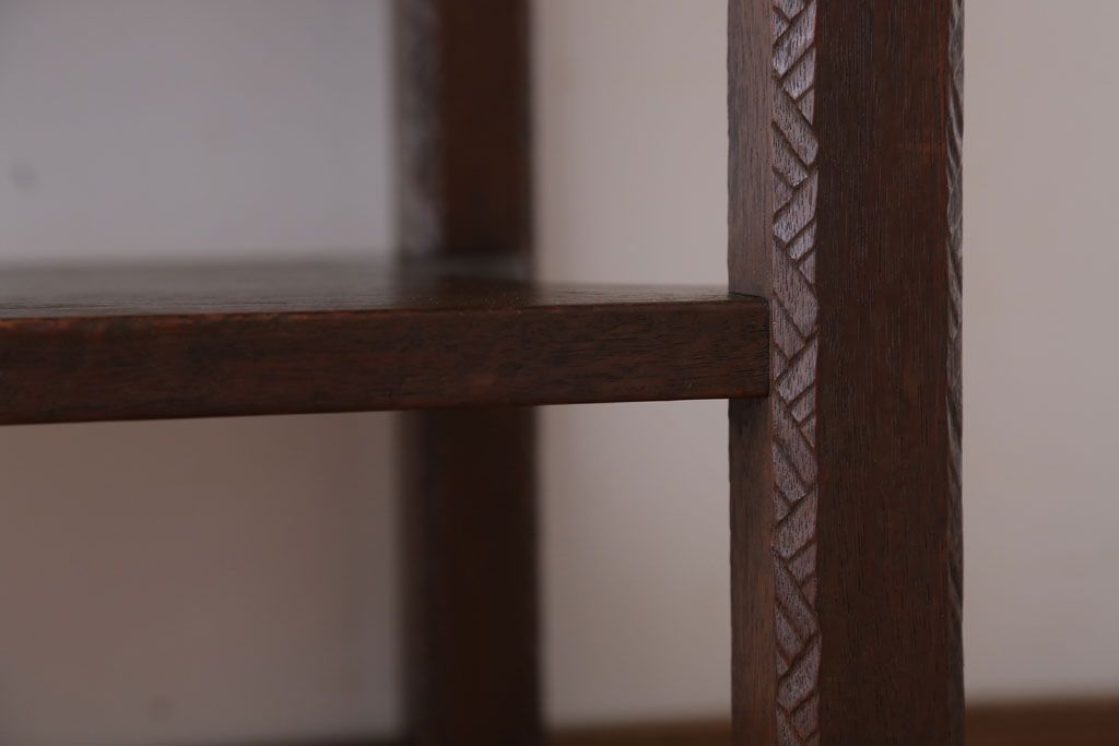 アンティーク家具　和製アンティーク　古いナラ材の上質でおしゃれなサイドテーブル