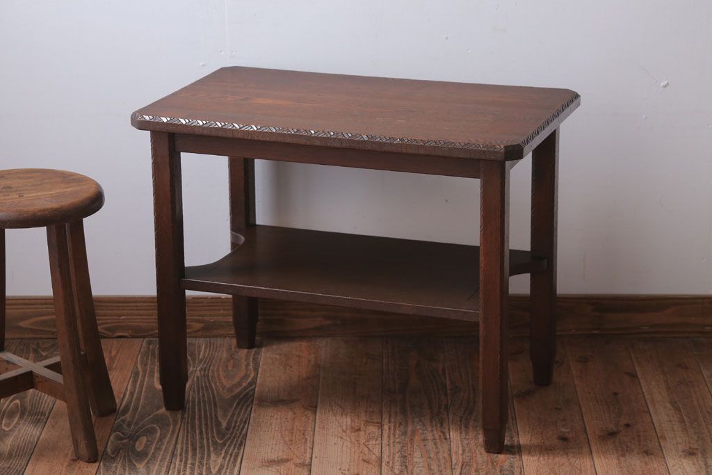 アンティーク家具　和製アンティーク　古いナラ材の上質でおしゃれなサイドテーブル