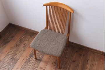 ヴィンテージ家具　飛騨産業　ビンテージキツツキ　ダイニングチェア(食堂椅子)(1)