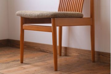 ヴィンテージ家具　飛騨産業　ビンテージキツツキ　ダイニングチェア(食堂椅子)(1)