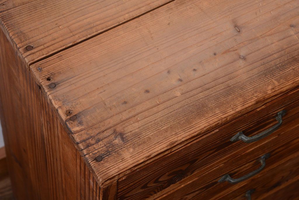 アンティーク家具　和製アンティーク　ネームプレート付き!古い木味の引き出しローボード
