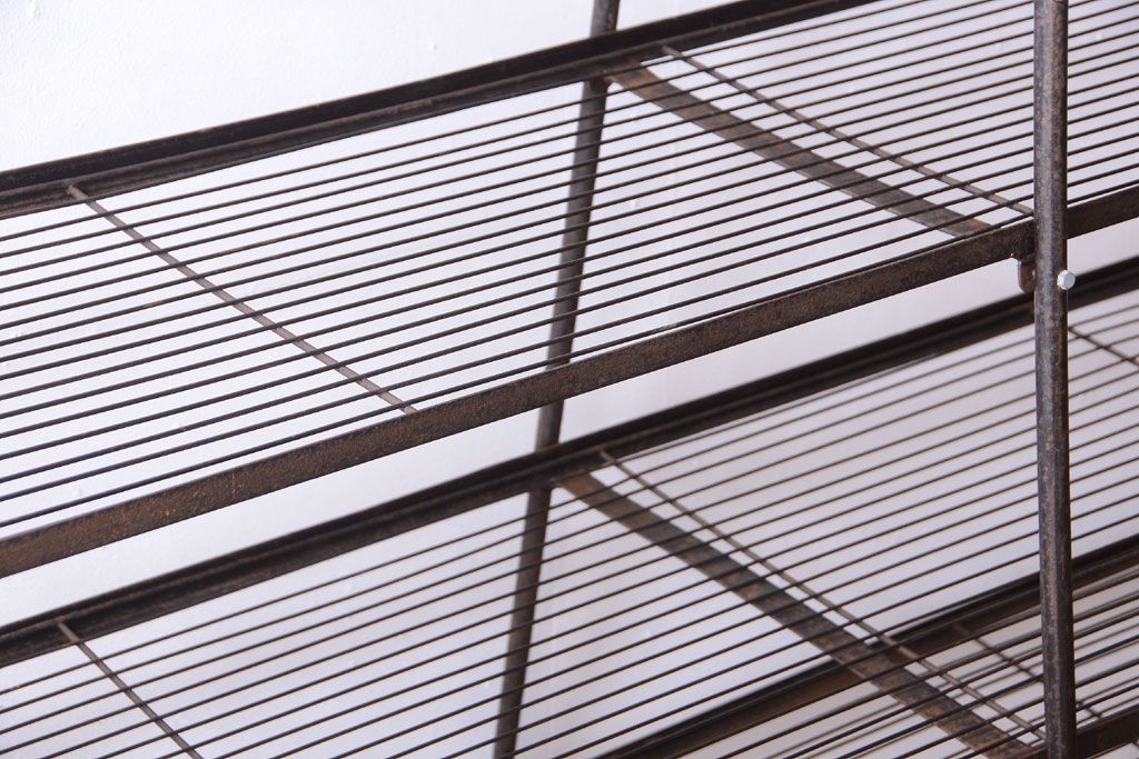 ヴィンテージ家具　ビンテージ　特大サイズ!組み立て式アイアンラック(陳列棚・ディスプレイラック)